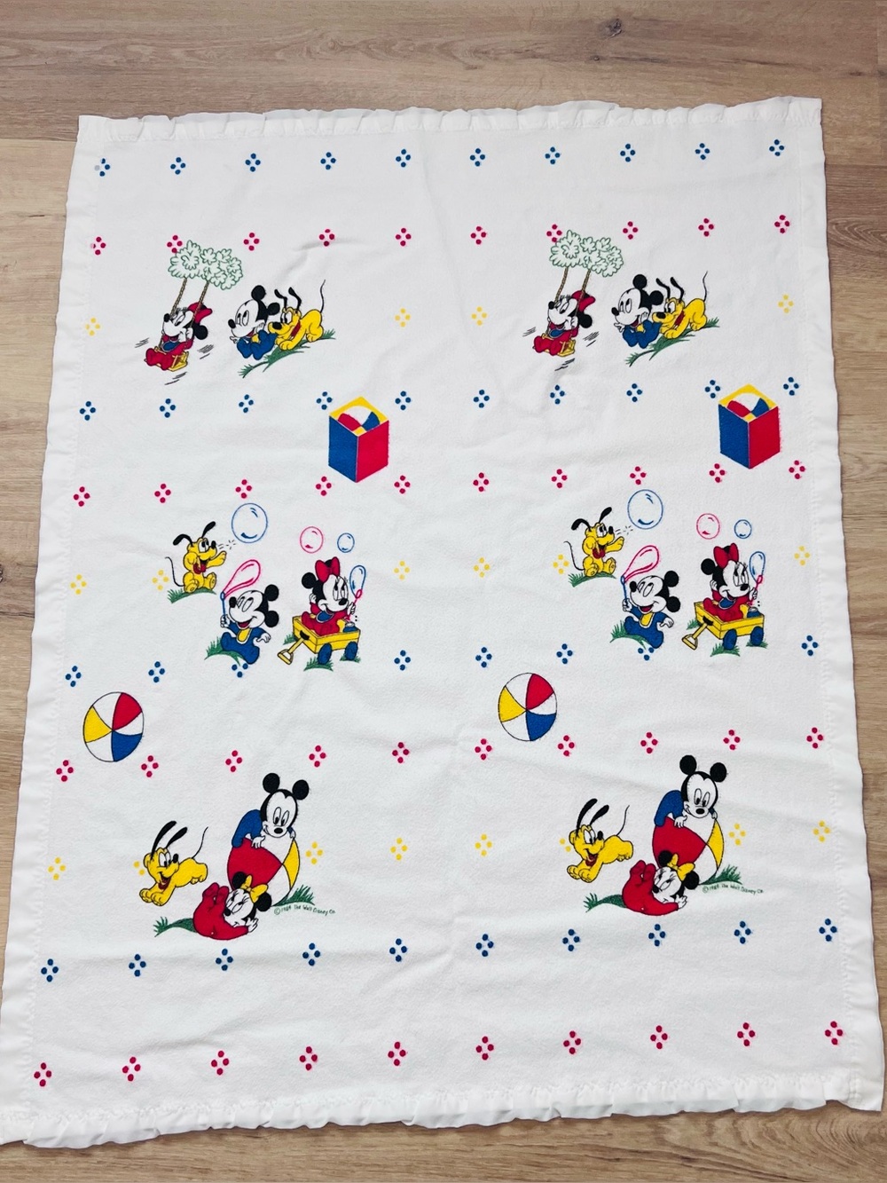 Vintage Dundee Disney Baby Mickey Minnie Pluto Satin Trim Soft Cotton Blanket